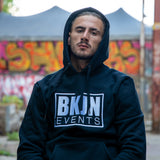 Beter Kom Je Niet Hooded Black